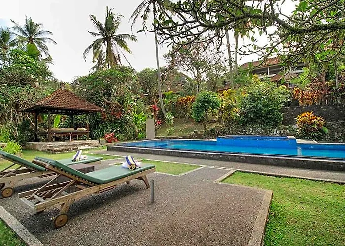 Beautiful Deluxe Triple Near Palace Residence